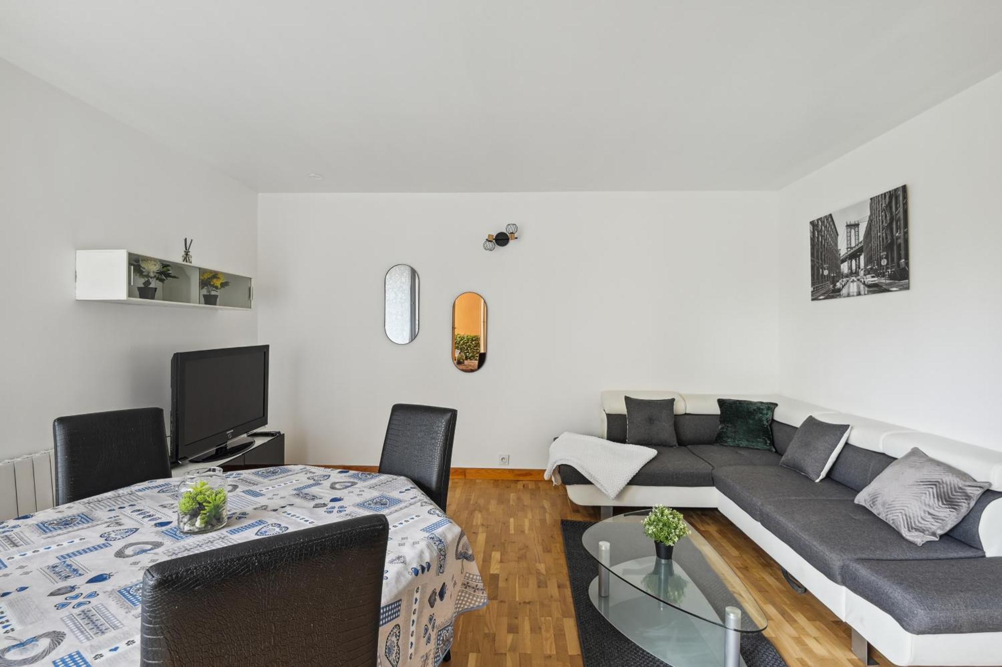"Joie De Vivre" - Parisian Spacious & Charming Flat Asnieres-sur-Seine Bagian luar foto